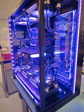 Amethyst Game PC - 5950X, 6950XT. 128GB RAM, 6TB SSD beschikbaar voor biedingen