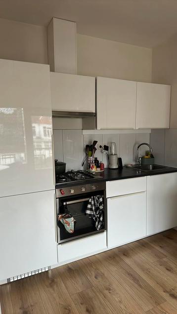 Ikea metod ringhult hoogglans witte deurtjes/ frontjes beschikbaar voor biedingen