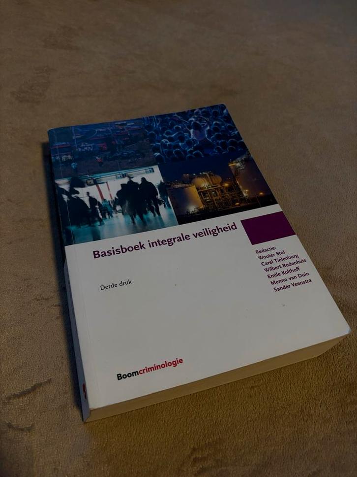 Basisboek Integrale Veiligheidskunde, Boeken, Studieboeken en Cursussen, Gelezen, HBO, Gamma, Ophalen of Verzenden