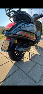 Full Option Vespa Sprint 2016/12 (2017) + Akra, Ophalen, Gebruikt, Maximaal 45 km/u, Vespa S