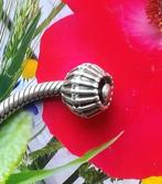 Pandora bedel met mooie zirkonia's, Sieraden, Tassen en Uiterlijk, Bedels, Pandora, Ophalen of Verzenden, Zo goed als nieuw, 1 bedel