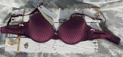 Nieuwe BH van Esprit. Aubergine + nopjes. 80 C Lingerie, Kleding | Dames, Ondergoed en Lingerie, BH, Overige kleuren, Ophalen of Verzenden