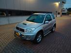 Unieke Toyota Rav4 2.0 I 3D 4WD 2002 Grijs verhoogt verbreed, Auto's, 1998 cc, 1195 kg, 4 cilinders, 4 stoelen