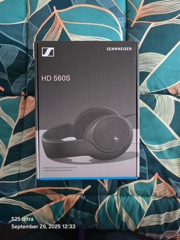 Sennheiser HD560S beschikbaar voor biedingen