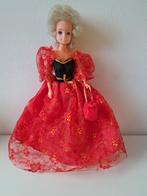 betty teen doll van tong pop met feestjurk en tasje, Verzamelen, Poppen, Ophalen of Verzenden, Gebruikt, Pop