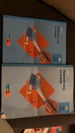 Mbo schoolboeken, Boeken, Overige vakken, ThiemeMeulenhoff, Ophalen of Verzenden, Zo goed als nieuw