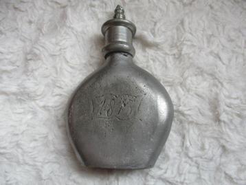  parfumflesje tin antiek beschikbaar voor biedingen
