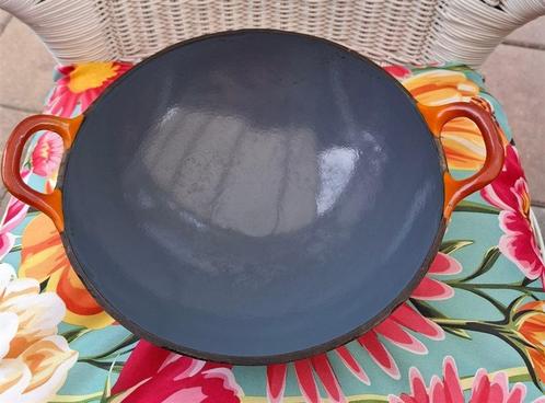 Wokpan, gietijzer, geemailleerd, gemerkt A, 25FF10, Huis en Inrichting, Keuken | Potten en Pannen, Gebruikt, Wok, Gietijzer, Ophalen of Verzenden
