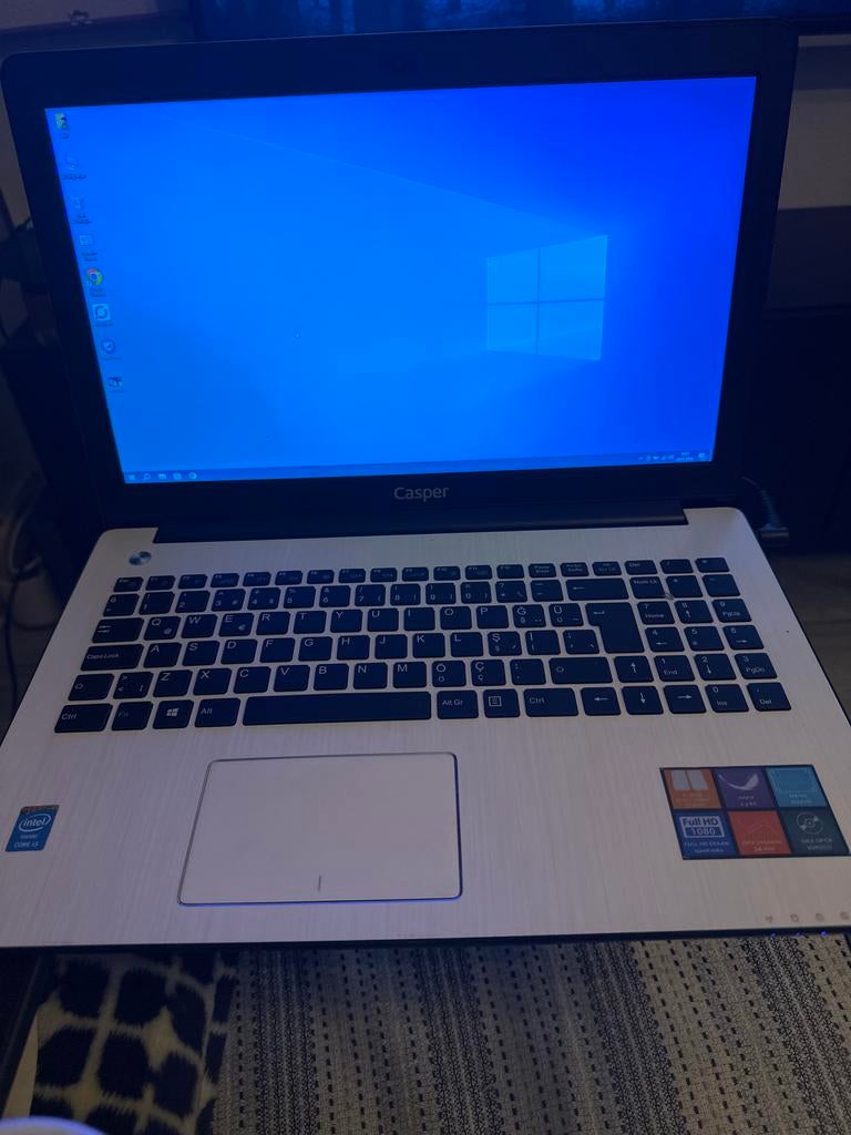 Casper Laptop - Goed Onderhouden, Met videokaart, 2 tot 3 Ghz, 8 GB, Ophalen of Verzenden