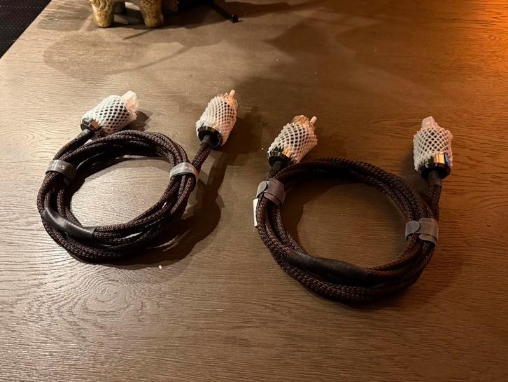 Reference v3 powercord yeti acoustics, Audio, Tv en Foto, Audiokabels en Televisiekabels, Zo goed als nieuw, Interlink-kabel, Minder dan 2 meter