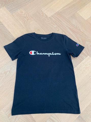 ZGAN: T-shirt van Champion maat L / 152-164 / 12-14 jaar beschikbaar voor biedingen