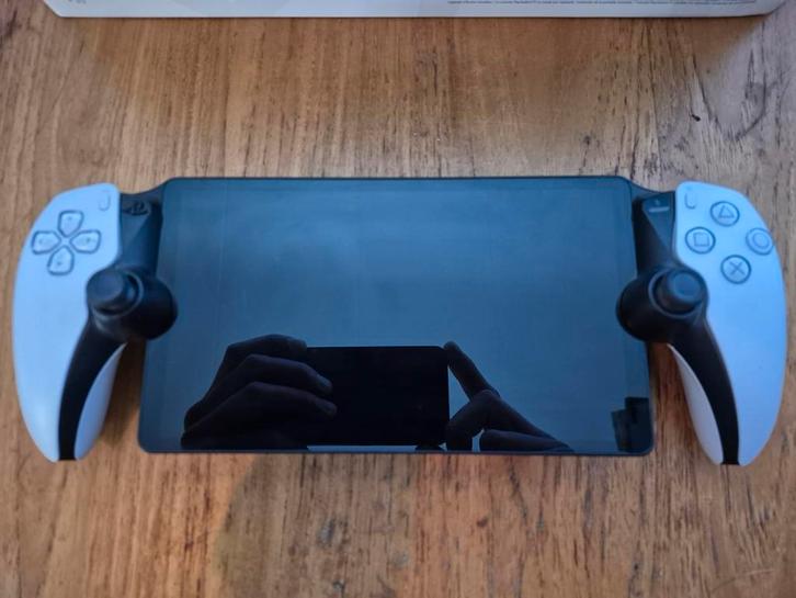 PlayStation Portal Remote Player, Spelcomputers en Games, Spelcomputers | Sony PlayStation 5, Zo goed als nieuw, Ophalen of Verzenden