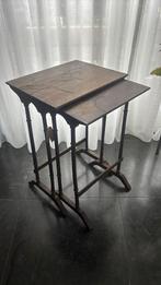 Antieke Plantentafel met Patroon, Ophalen