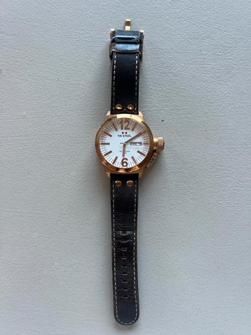 TW Steel Horloge CE1017 CEO Canteen - Rose Goud -  erg mooi beschikbaar voor biedingen