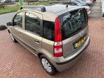 Fiat Panda 1.2 Edizione automaat zeer nette panda, Gebruikt, 1242 cc, 840 kg, Beige