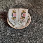 2 Porseleinen kop met schotel, Ophalen of Verzenden, Zo goed als nieuw, Porselein, Kop en/of schotel