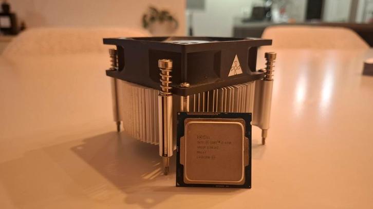 Intel I7-4790 + Gratis Cooler, Computers en Software, Processors, Gebruikt, 4-core, 3 tot 4 Ghz, Ophalen