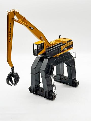 MULTIDOCKER CAT CATERPILLAR  beschikbaar voor biedingen