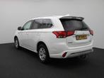 Mitsubishi Outlander 2.4 PHEV Pure | HALF-LEDER ALCANTARA IN, Auto's, Mitsubishi, Te koop, Gebruikt, 750 kg, SUV of Terreinwagen