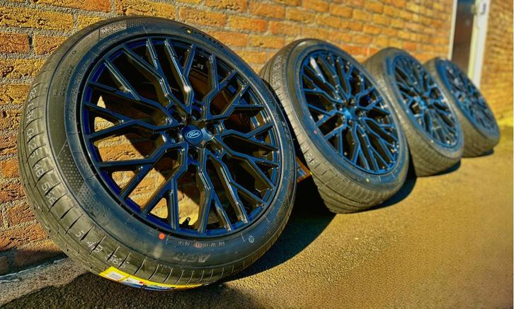 Ford Transit Custom 6x120 velgen 20 inch zwart verzwaard, Auto-onderdelen, Banden en Velgen, Banden en Velgen, Zomerbanden, 20 inch