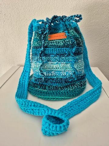 Zelfgehaakte Buideltas Aqua/Blauw beschikbaar voor biedingen