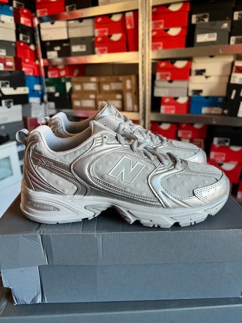 New Balance 530 Raincloud (39.5), Kleding | Dames, Schoenen, Ophalen of Verzenden