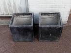 2 stenen potten, Steen, Gebruikt, Vierkant, Tuin