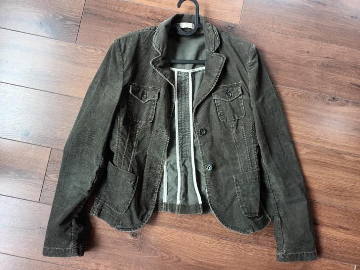 Ribstof rib stof legergroen jasje St Emile Maat 38 blazer, Kleding | Dames, Jasjes, Kostuums en Pakken, Gedragen, Jasje, Maat 38/40 (M)