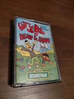 Uit je bol met Bert en Ernie cassettebandje. Sesamstraat., Gebruikt, Kinderen en Jeugd, 1 bandje, Ophalen of Verzenden