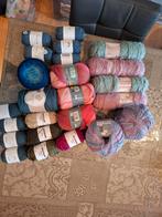 26 bollen garen, Ophalen of Verzenden, Breien of Haken, Wol of Garen