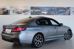 BMW 5 Serie Sedan 545e xDrive High Executive | M Sportpakket, Auto's, BMW, Gebruikt, 394 pk, Bedrijf, Vierwielaandrijving