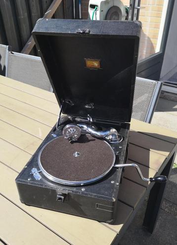 His master voice grammofoon beschikbaar voor biedingen