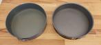 2 stuks nog goede springvorm met diameter 28 cm €5,-, Ophalen of Verzenden, Gebruikt, Taarten, Bakvorm