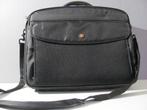 laptop tas van Targus tot 17inch, Computers en Software, Laptoptassen, Ophalen of Verzenden, 17 inch of meer, Zo goed als nieuw