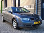 Audi A4 Avant 1.6 | AIRCO | CRUISE | TREKHAAK | NIEUWE APK, Auto's, Gebruikt, Zwart, 4 cilinders, A4