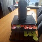 Dolce Gusto met cup rek + cups, Witgoed en Apparatuur, Koffiezetapparaten, Ophalen, Gebruikt, Koffiemachine, Koffiepads en cups
