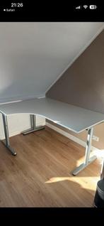 Hoekbureau Ikea, Huis en Inrichting, Bureaus, Ophalen, Zo goed als nieuw