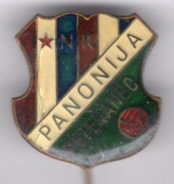 N.K. Panonija Peteranec epoxy op koper voetbal speld( Z_278) beschikbaar voor biedingen