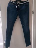 Mooie Britt skinny rawcut jeans van Nikkie Maat 32. = 40-42, Kleding | Dames, Spijkerbroeken en Jeans, Nieuw, W33 - W36 (confectie 42/44)