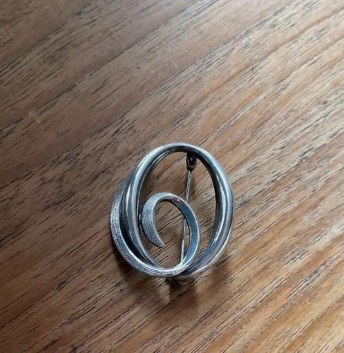 vintage broche gekruld zilver 925 Moser & Pfeil design ZGAN, Sieraden, Tassen en Uiterlijk, Antieke sieraden, Broche, Zilver, Ophalen of Verzenden