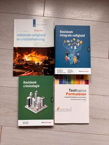 Alle boeken studie Integrale Veiligheidskunde beschikbaar voor biedingen