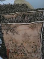 Oud gobelin kussen, Huis en Inrichting, Woonaccessoires | Kussens, Heikant 21 Kaatsheuvel, Overige kleuren, Belle Vieille Brocante