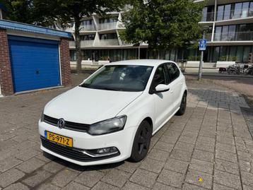 Volkswagen Polo 1.2 TSI White Edition 5drs Airco Cruise PDC beschikbaar voor biedingen