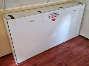 Opklap bed, logeerbed, gratis op te halen beschikbaar voor biedingen