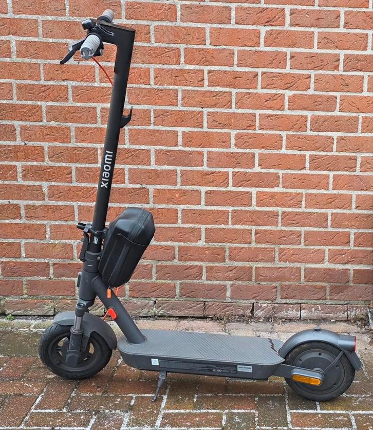 Xiaomi step 5, Fietsen en Brommers, Steps, Zo goed als nieuw, Elektrische step (E-scooter), Ophalen