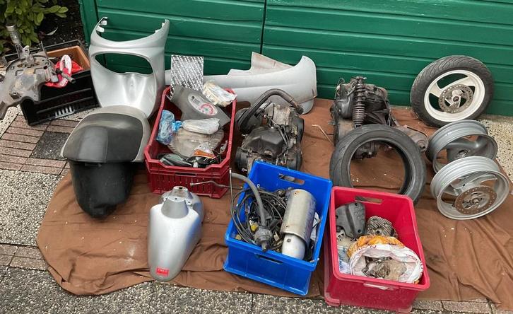 Partij Onderdelen Peugeot Vivacity/Speedfight, Fietsen en Brommers, Brommeronderdelen | Scooters, Gebruikt, Peugeot, Overige typen