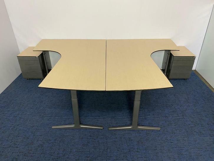 Bureau Ahrend Mehes duo-set (elektrisch), ahorn blad, Huis en Inrichting, Bureaus, Gebruikt, Bureau, Elektrisch, In hoogte verstelbaar