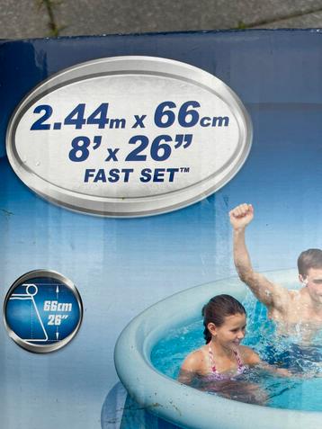Bestway zwembad beschikbaar voor biedingen