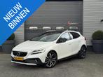 Volvo V40 Cross Country 1.5 T3 Polar+ Luxury | Camera | DAB, 4 cilinders, 700 kg, Wit, Bedrijf