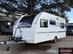 Adria Adora 522 UP Als Nieuw met Airco Mover voortent, Caravans en Kamperen, Caravans, 7 tot 8 meter, Bedrijf, Adria, 1250 - 1500 kg